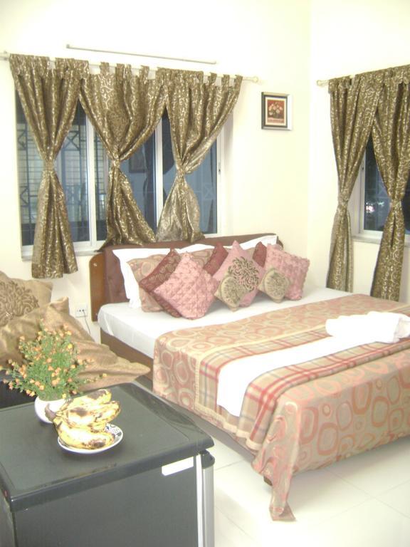 Innra Guest House Калькутта Экстерьер фото